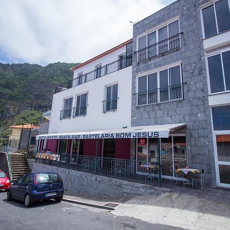 Oliveira'S Apartments - Madeira Island Ponta Delgada  Eksteriør bilde