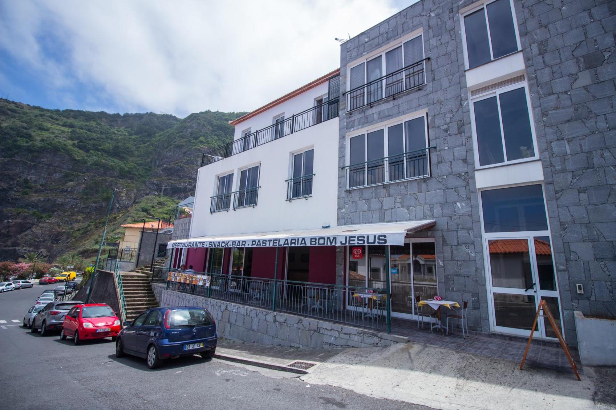 Oliveira'S Apartments - Madeira Island Ponta Delgada  Eksteriør bilde